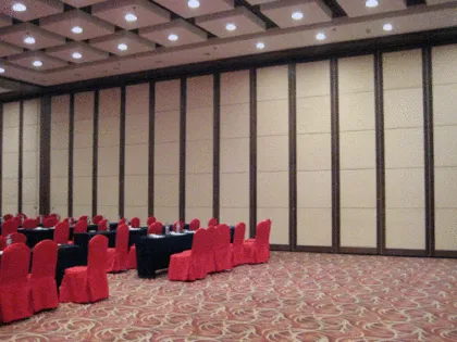 Fireproof Movable Room Dividers Aluminium Frame Wooden Partition Wall