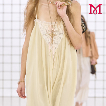 Colección elegante de camisola de encaje