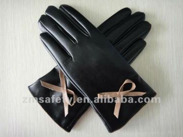 Fashion Lady\'s Leather Gloves