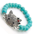 Bracelet en pierres précieuses tendues avec perles rondes turquoise de 8MM avec pièce de tête de chat en alliage Diamante