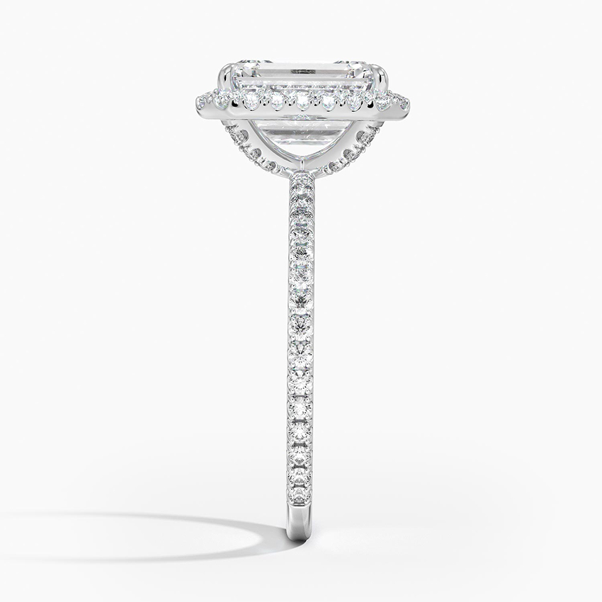 Direktang Side Profile ng Emerald Cut Pave Diamond Engagement Ring
