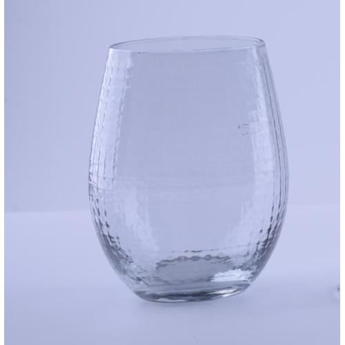 Ensemble de vin en verre transparent motif quadrillage