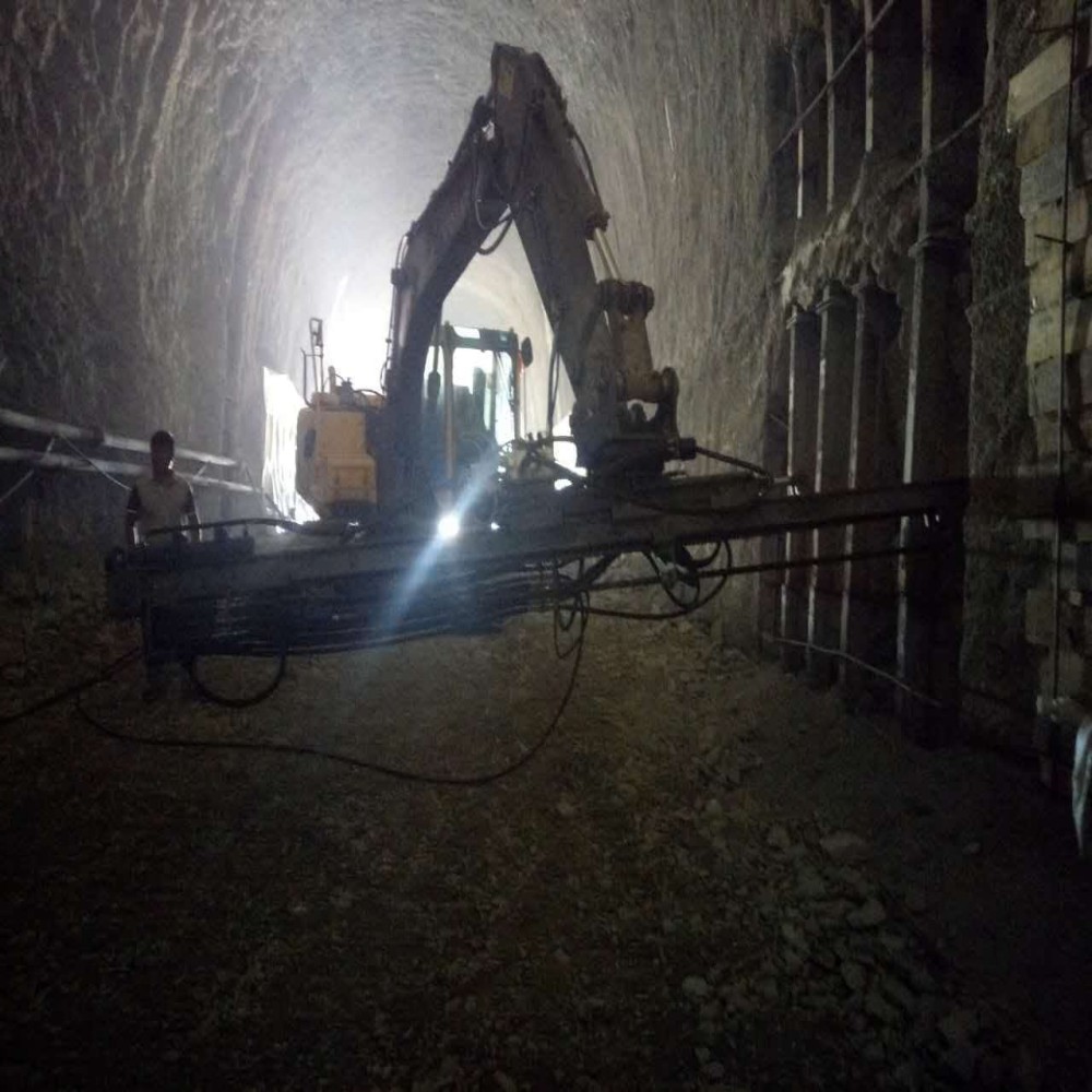 WGm-45 Tunnel Excavation and Hydraulic Drilling Rig10