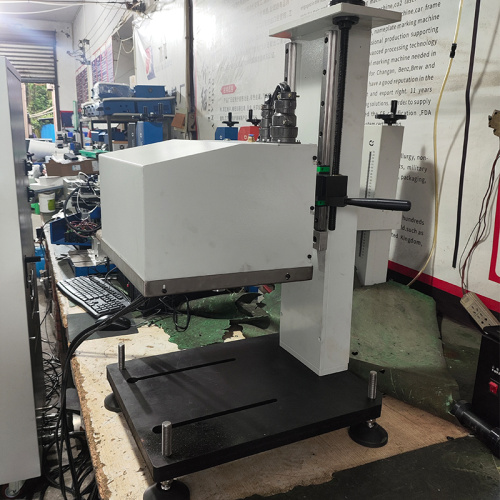 Máquina de pontuação de mesa fechada