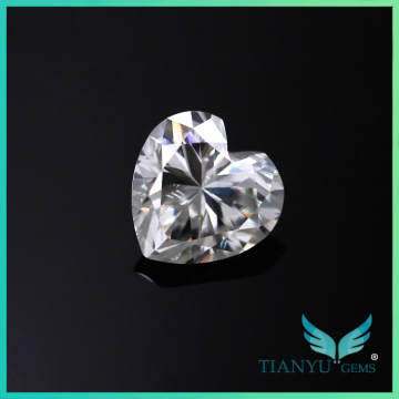 Factory Hot Sale Perfect luxury quality Moissanite gemstones, 6*6mm Trillion Shape moissanite for engagement rings