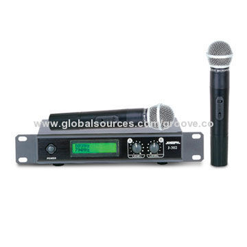 UHF Wireless Microphone System with LCD Screen, 20Hz-20kHz Frequency Response