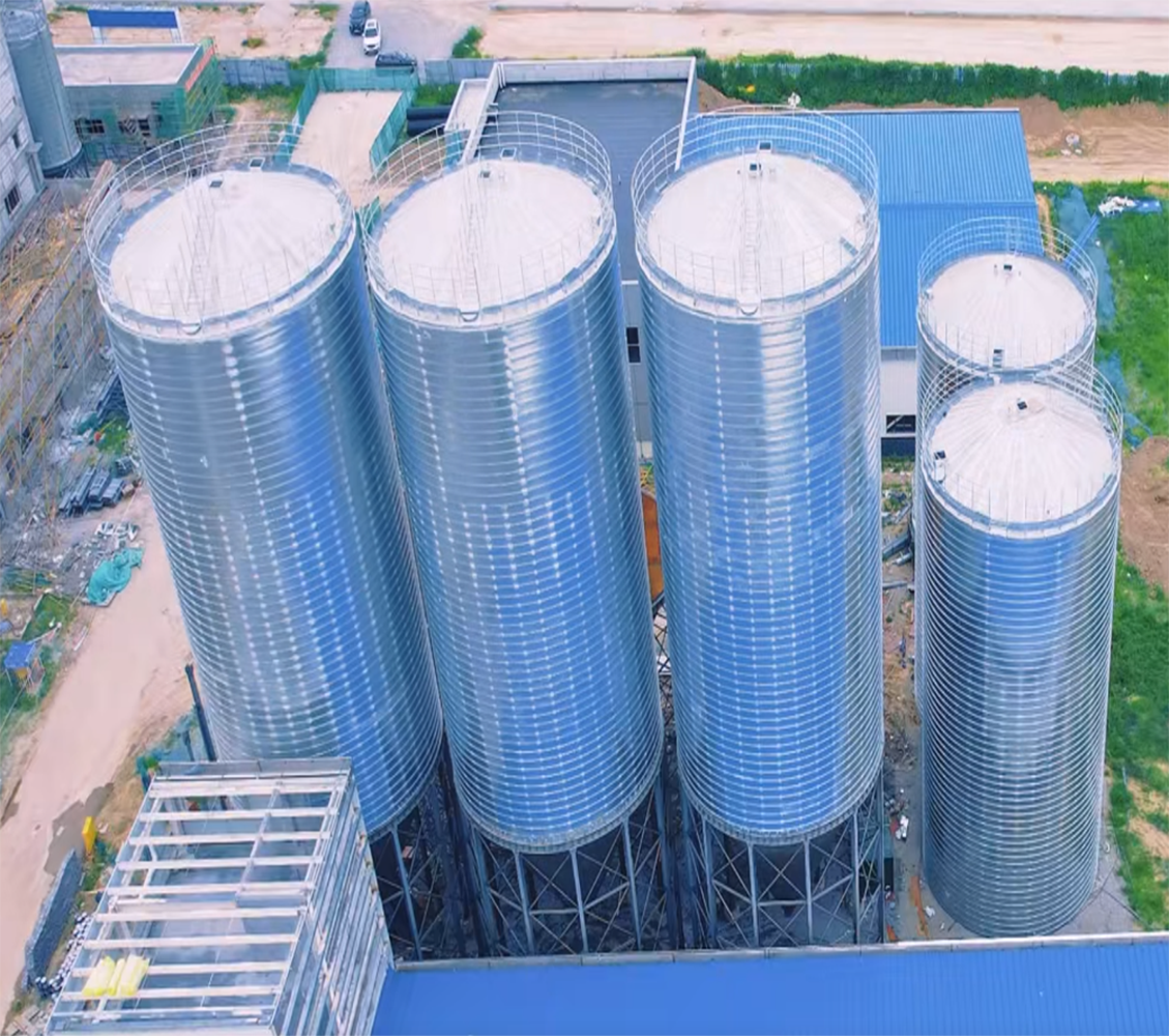 Storage and transportation system integrated fly ash storage steel plate silo