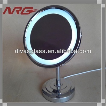 Lighted Magnifying Table Mirror