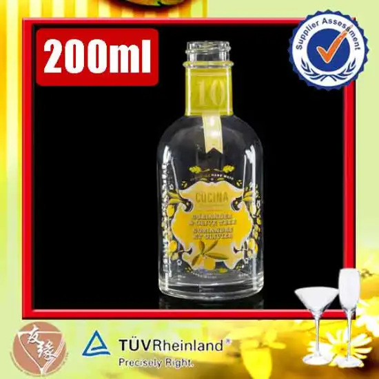 Custom made empty boston round 200ml glass hand soap bottle