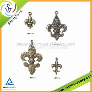 สังกะสีอัลลอยด์ Charm Pandents สไตล์สีบรอนซ์เสน่ห์จี้