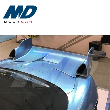 Stuttmate สไตล์ครึ่งคาร์บอนไฟเบอร์สปอยเลอร์ด้านหลังสำหรับปี 2016-2018 Porsche Boxster 718