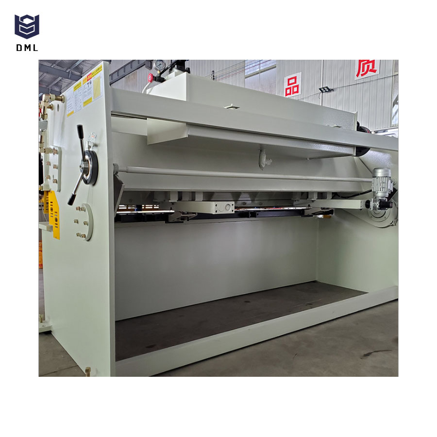 QC12K-4*2500 Máquina de cisalhamento hidráulico CNC