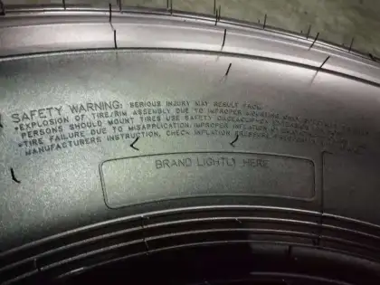 Macroyal Brand Tyre Pattern MR11