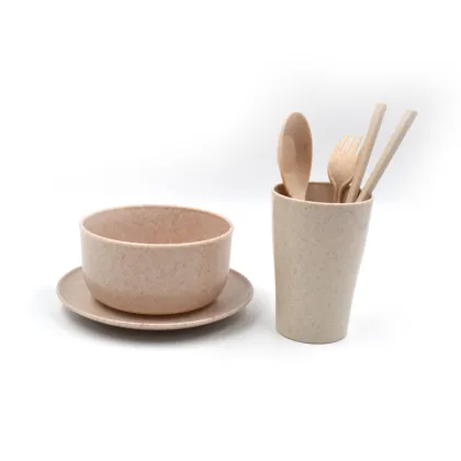 Lead-Free, Environmentally Friendly, and Biodegradable Dinnerware