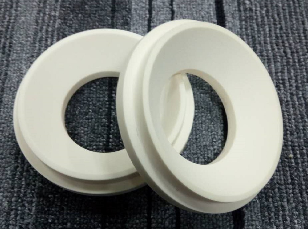 High-purity alumina ceramics