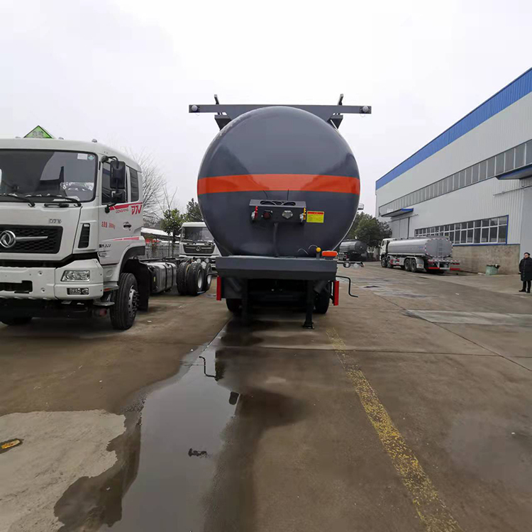 Tr-axle tank semi trailer asphalt transport tank trailer