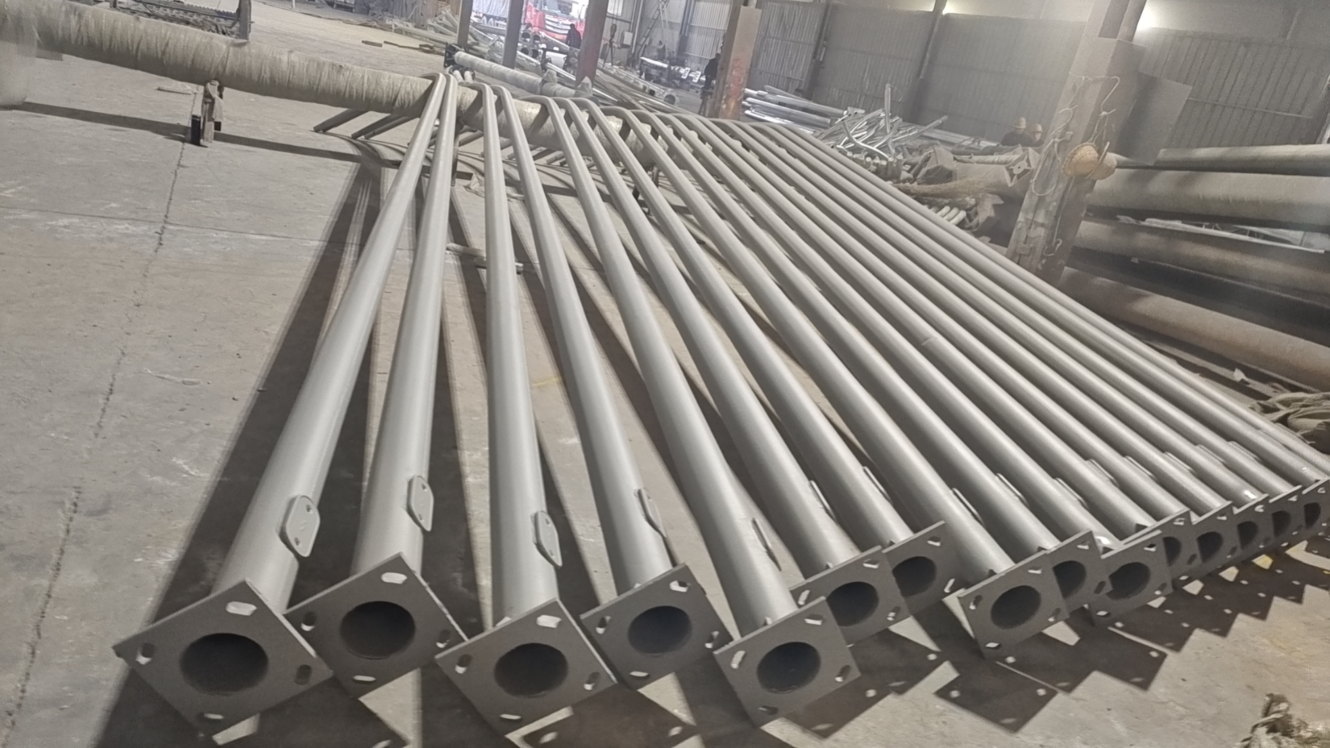 Q235 galvanized street lighting pole light post