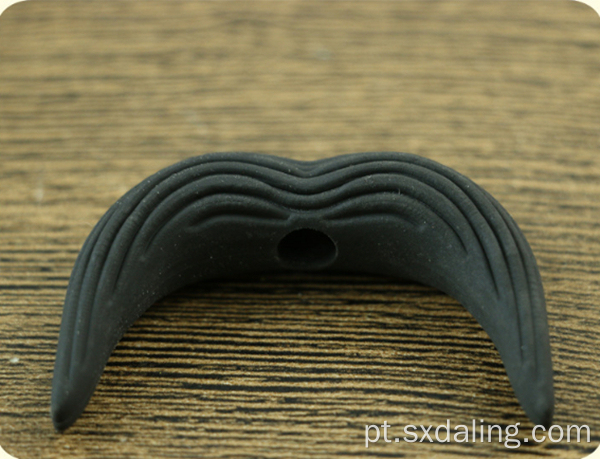 2021 3D Fashion Beard Shaped Eraser