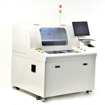 Yüksek hassasiyetli alüminyum substrat lazer ayırıcı PCB kartı kesme makinesi