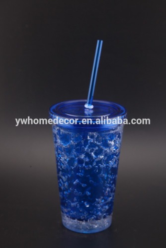 2016 new arrived fashionable promotional plastic ice mug with straw and lid