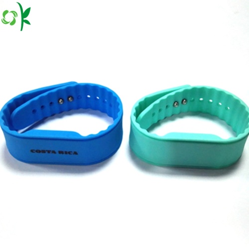 Dây đeo cổ tay điều chỉnh bán hàng OEM Silicone Bracelet