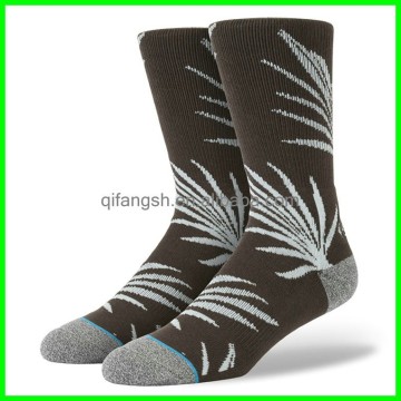 Knitted cotton weed leaf socks