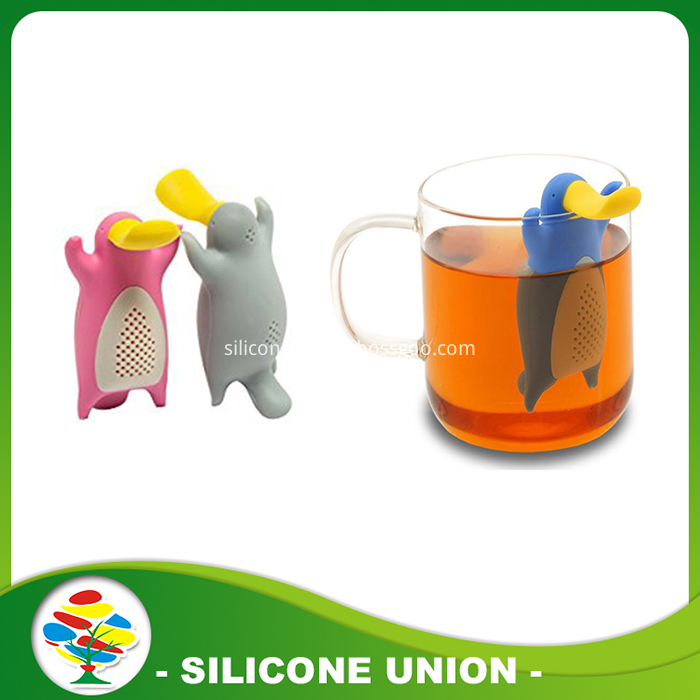 penguin shape tea infuser