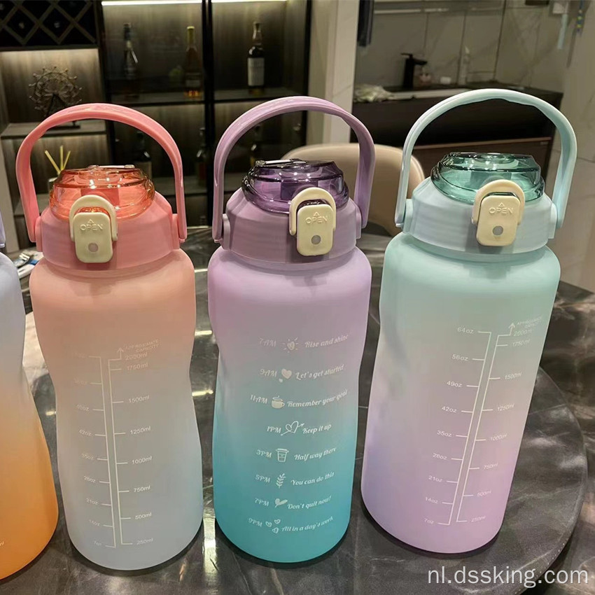2000 ml matte plastic waterfles met geleidelijke verandering draagbare fles sportschool sport ketel 2 liter waterfles