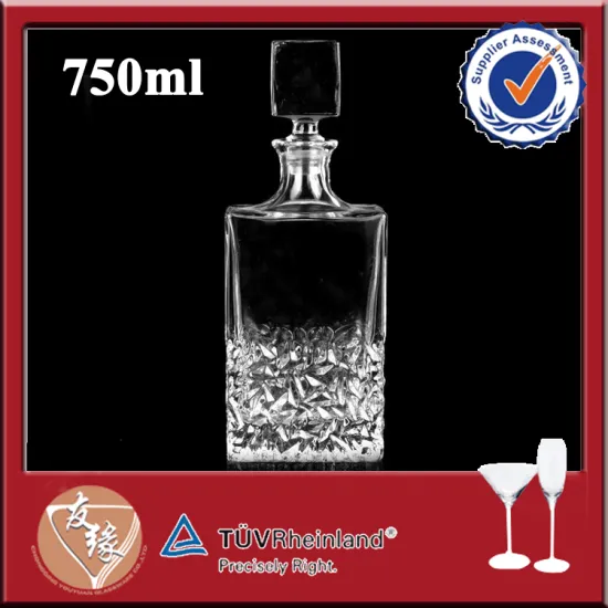 New style sparkling polished premium glass 750ml whiskey decanter set