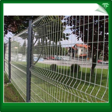 Low carbon peach shaped post fence