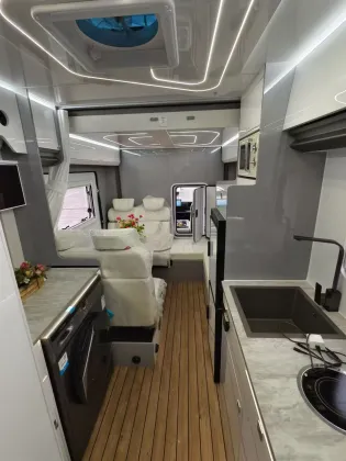 Luxury Motorhome Camper RV for Family Travel