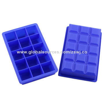 Silicone ice cube tray