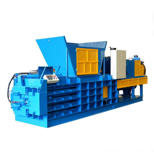 Horizontal hydraulic baling machine with Feed door