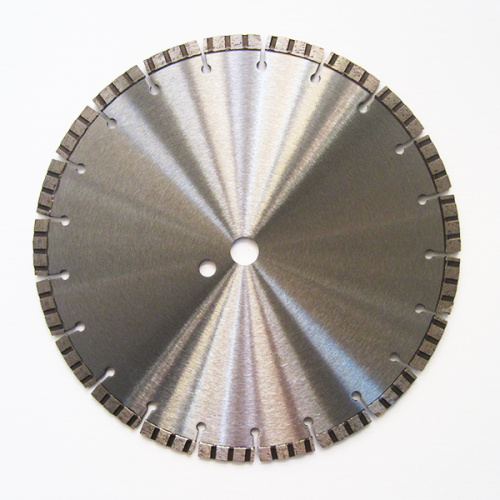 Hoja de sierra de diamante de 300-500 mm con dientes ondulados dentados