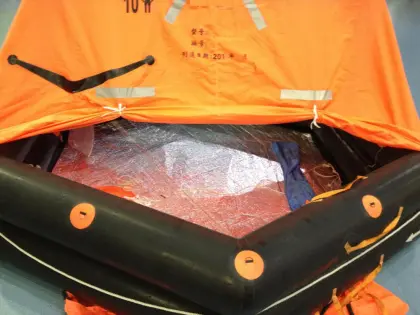 EC approval raft throw overboard type life raft