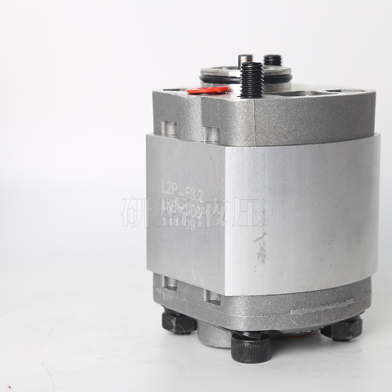 hydraulic oil pump