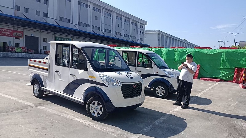 Delivering on a Commitment to Service and Supporting the Real Economy: Linli Auto Successfully Delivers Duty Vehicles to Renhe Logistics