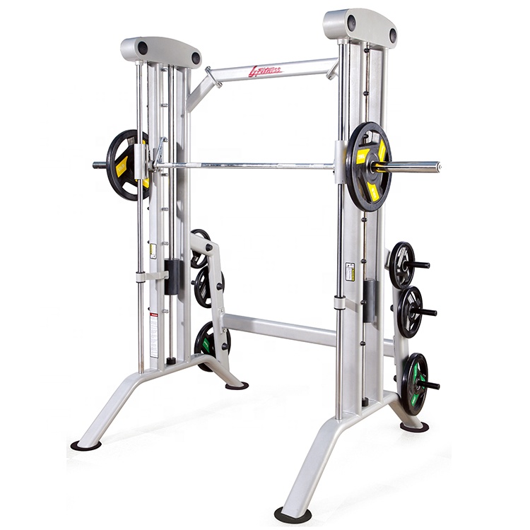 Όλοι σε ένα εξοπλισμό γυμναστικής Smith Machine