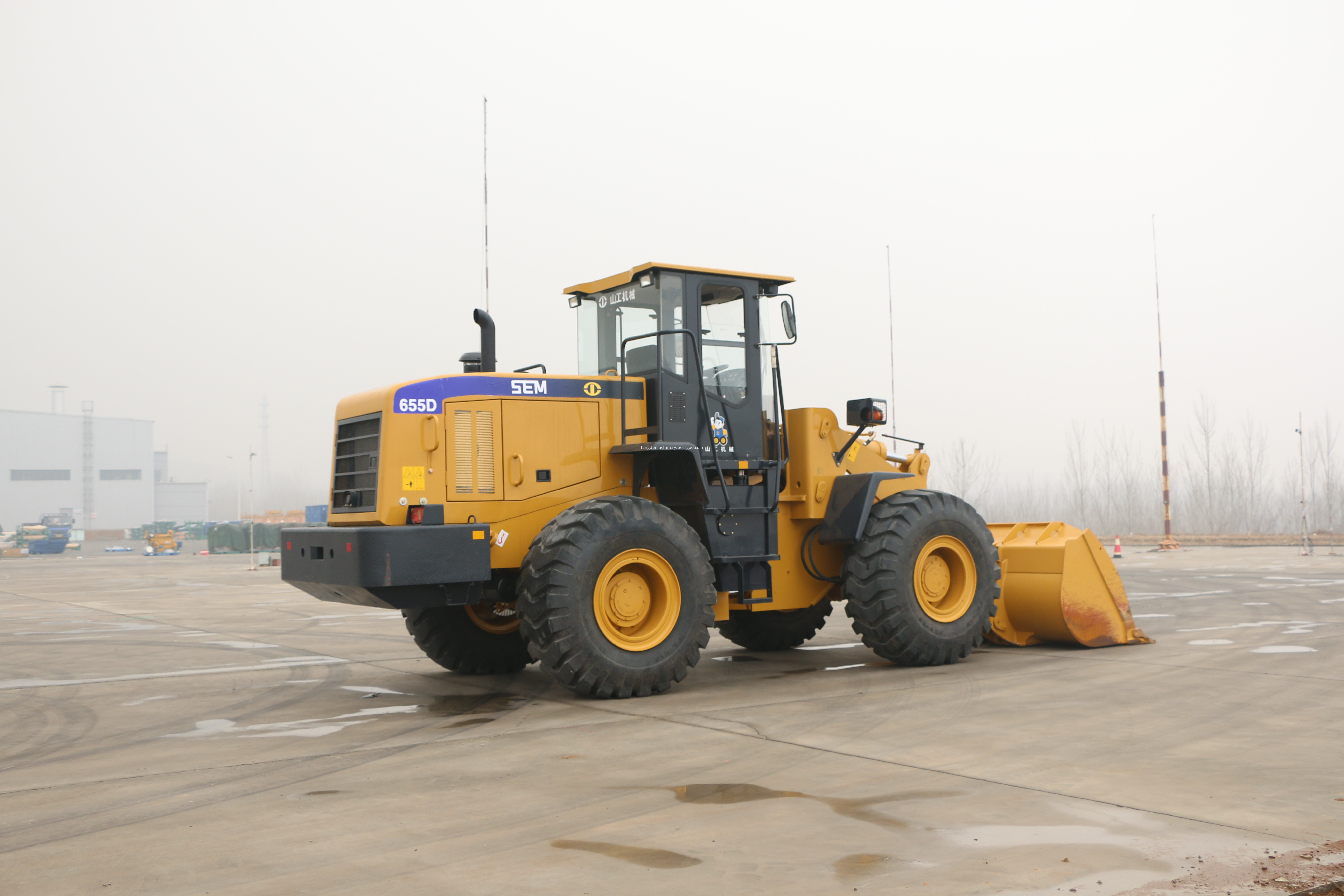 wheel loader