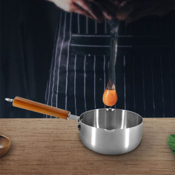 Aliments japonais à cuisson rapide dans le bouillon de lait billet de glace convivial pour les nouilles en nouilles élégantes "compte tenu des éléments fournis, un titre plus raffiné et ciblé pourrait être:" Yukihira élégant olla: nouilles japon