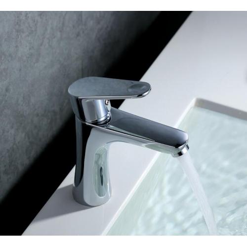 Miscelatore monocomando per lavabo in ottone