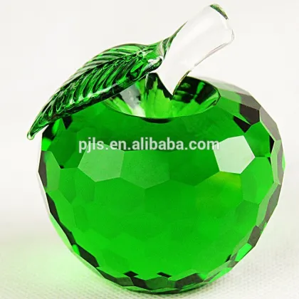 Beautiful Diamond Crystal Apple With Green Leaf/Glass Apple Paperweight