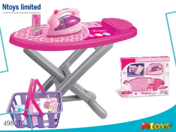 2014 COOL PLASTIC KIDS IRON W/LIGHT & MUSIC.W/O 2AA BATTERIES, 6520336