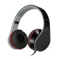 Mengalahkan headphone on-ear kabel mikrofon bawaan