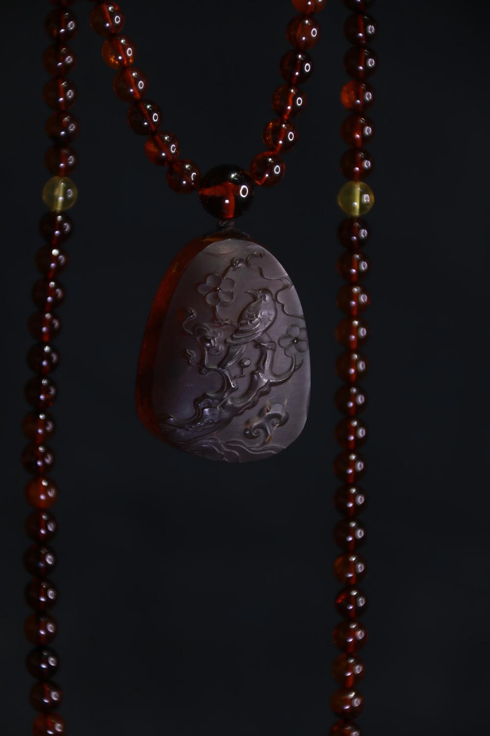 cuentas de ámbar rojo antiguo