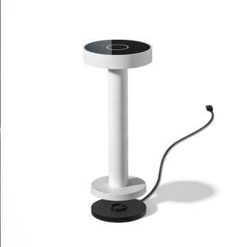 Lampu samping tempat tidur USB untuk ruang tamu
