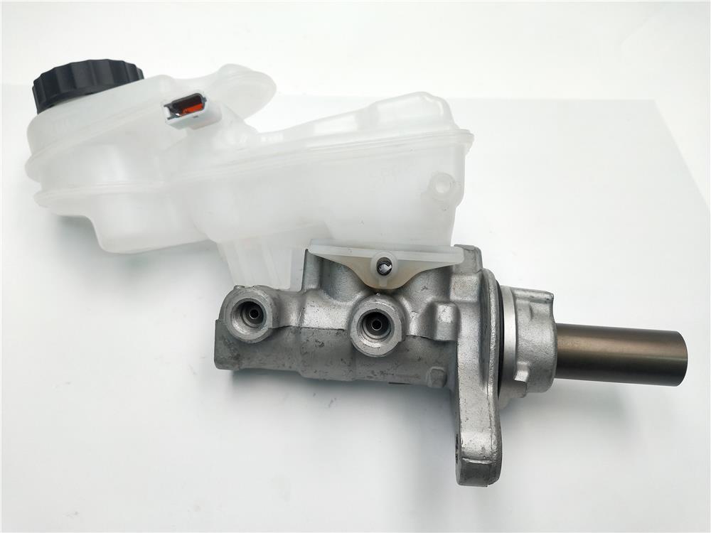 Brake master cylinder for FORD RANDER UCYD-43-40ZA