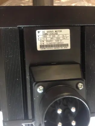 Yaskawa AC Servo Motor SGMG-20A2AB