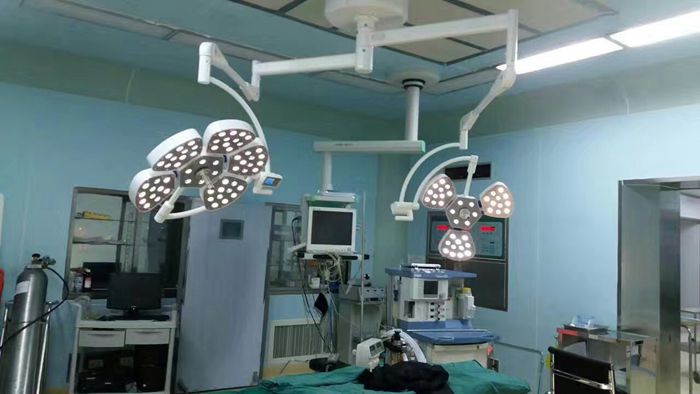 LED surgical shadowless operating lamp