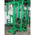 Fitness comercial usou 8 estações de equipamentos multi esportivos